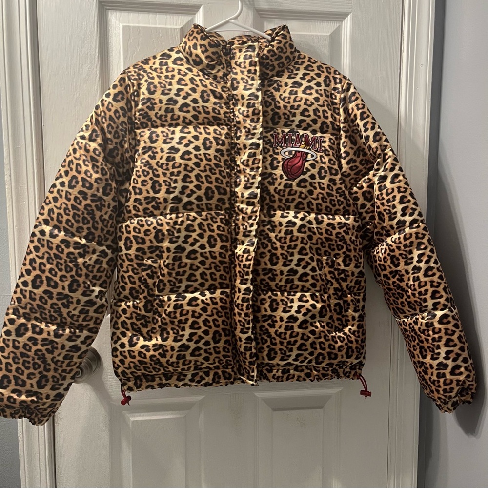 NBA Ultra Game Miami Heat Leopard Print Puffer Jacket Size Small